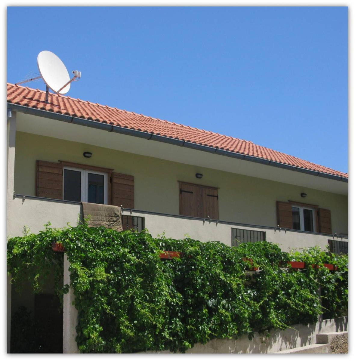 Bubi Hvar Apartments 1 ฮวาร์ ภายนอก รูปภาพ