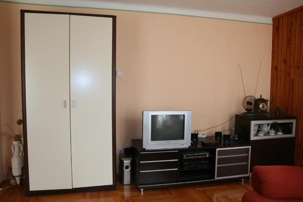Bubi Hvar Apartments 1 ฮวาร์ ภายนอก รูปภาพ